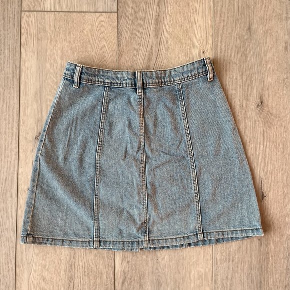 Denim button skirt SZ 4 - Picture 5 of 6